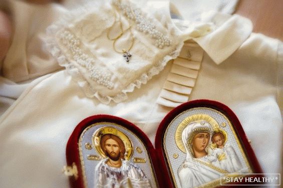 икона като подарък: знаци, мнение на църквата и какво по-добре да изберете