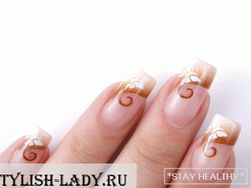 Красив дизайн на ноктите