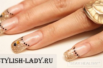 Красив дизайн на ноктите